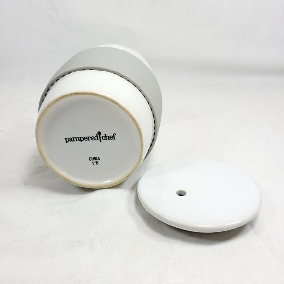 Pampered Chef White & Gray Ceramic Egg Cooker - Picture 5 of 5